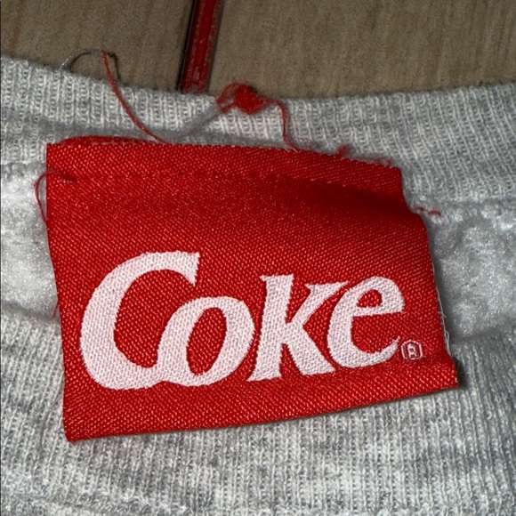 Coca Cola Light Gray Polar Bear Crewneck Sweater - Picture 4 of 4